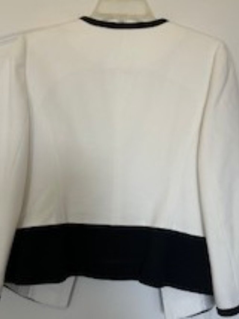 Jacket - Picture 3 of 4